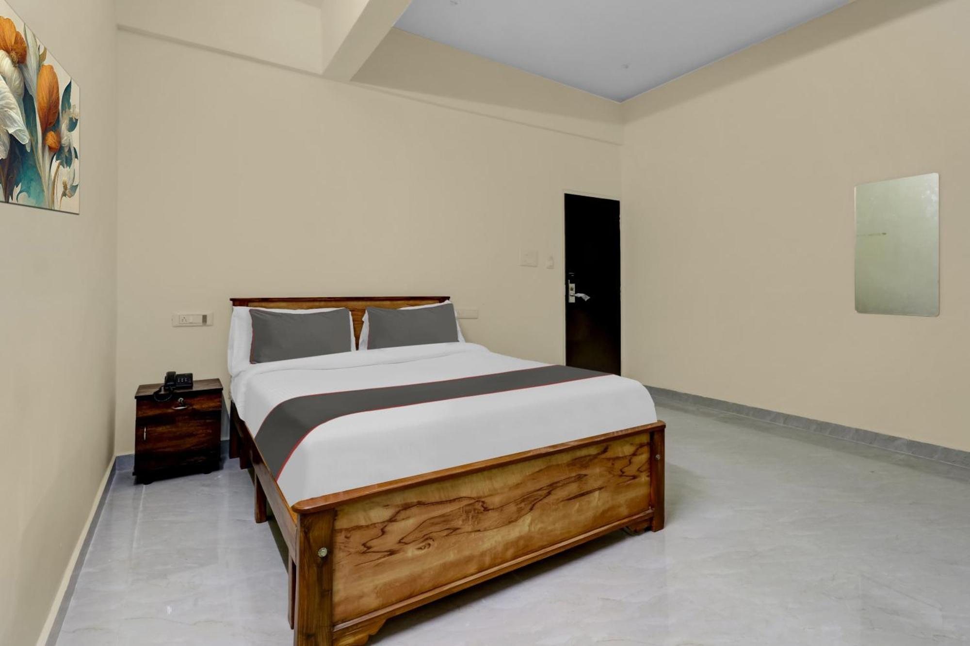 Hotel O Manyata Palace Bangalore Exterior photo